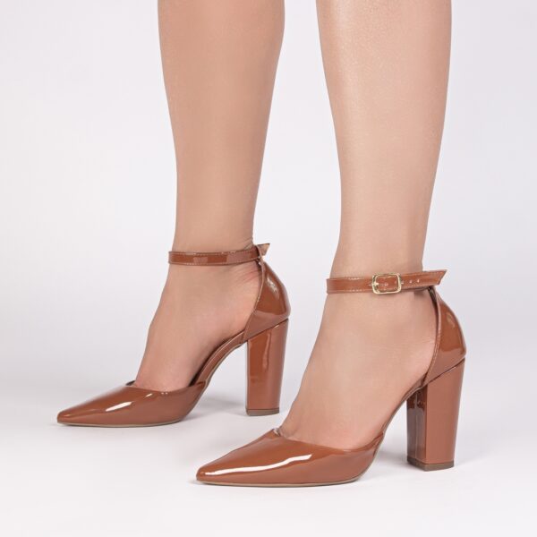 Sapato Scarpin Salto Bico Fino Caramelo Torricella 65-03C