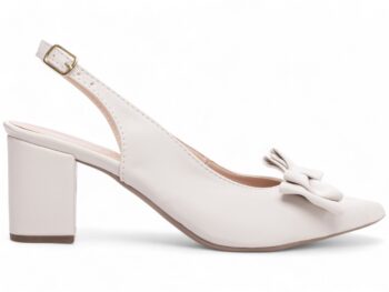 https://avscalcados.com.br/wp-content/uploads/2025/05/Sapato-Scarpin-Salto-Baixo-Off-White-Torricella-AVS-683D-2.jpg