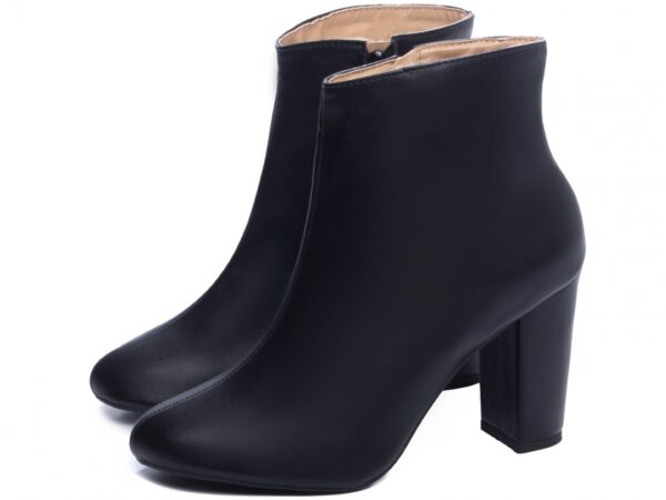 Bota Feminina Preta Cano Curto Salto Alto Torricella AVS 51B-A - Imagem 4