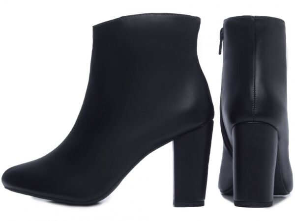 Bota Feminina Preta Cano Curto Salto Alto Torricella AVS 51B-A