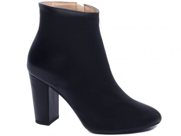 Bota Feminina Preta Cano Curto Salto Alto Torricella AVS 51B-A