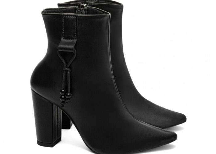 Bota Cano Curto Preto Salto Quadrado Grosso Torricella AVS 65-14A